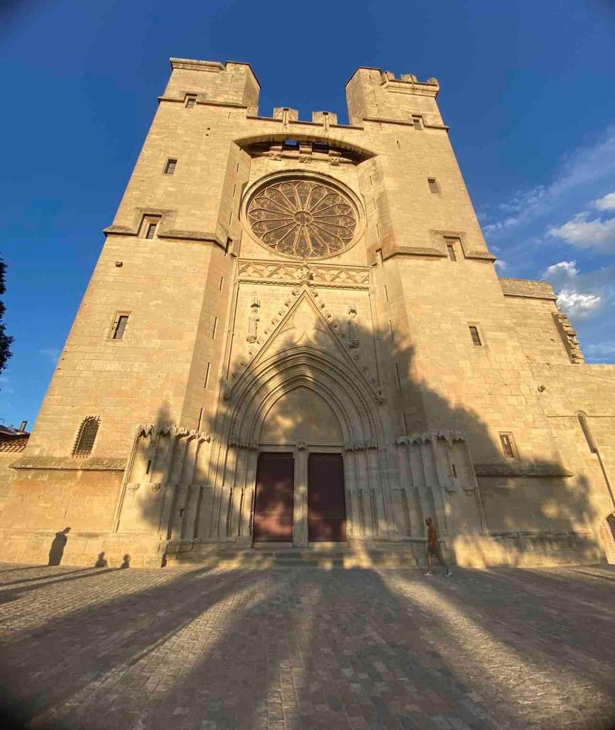 Grand Appartement De 100M2 -Allee Paul Riquet Beziers - 4Chambres - Wifi- Tv Connectee מראה חיצוני תמונה