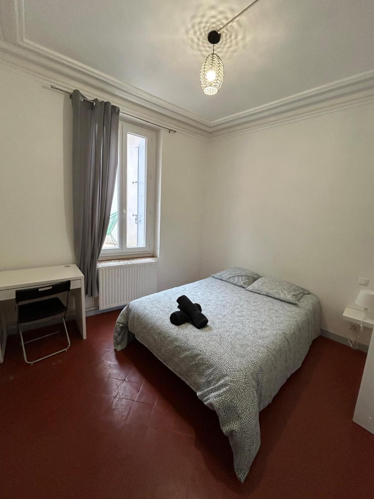 Grand Appartement De 100M2 -Allee Paul Riquet Beziers - 4Chambres - Wifi- Tv Connectee מראה חיצוני תמונה